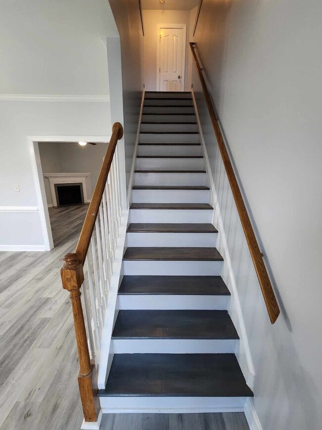 Building Photo - 152 Molinia Dr