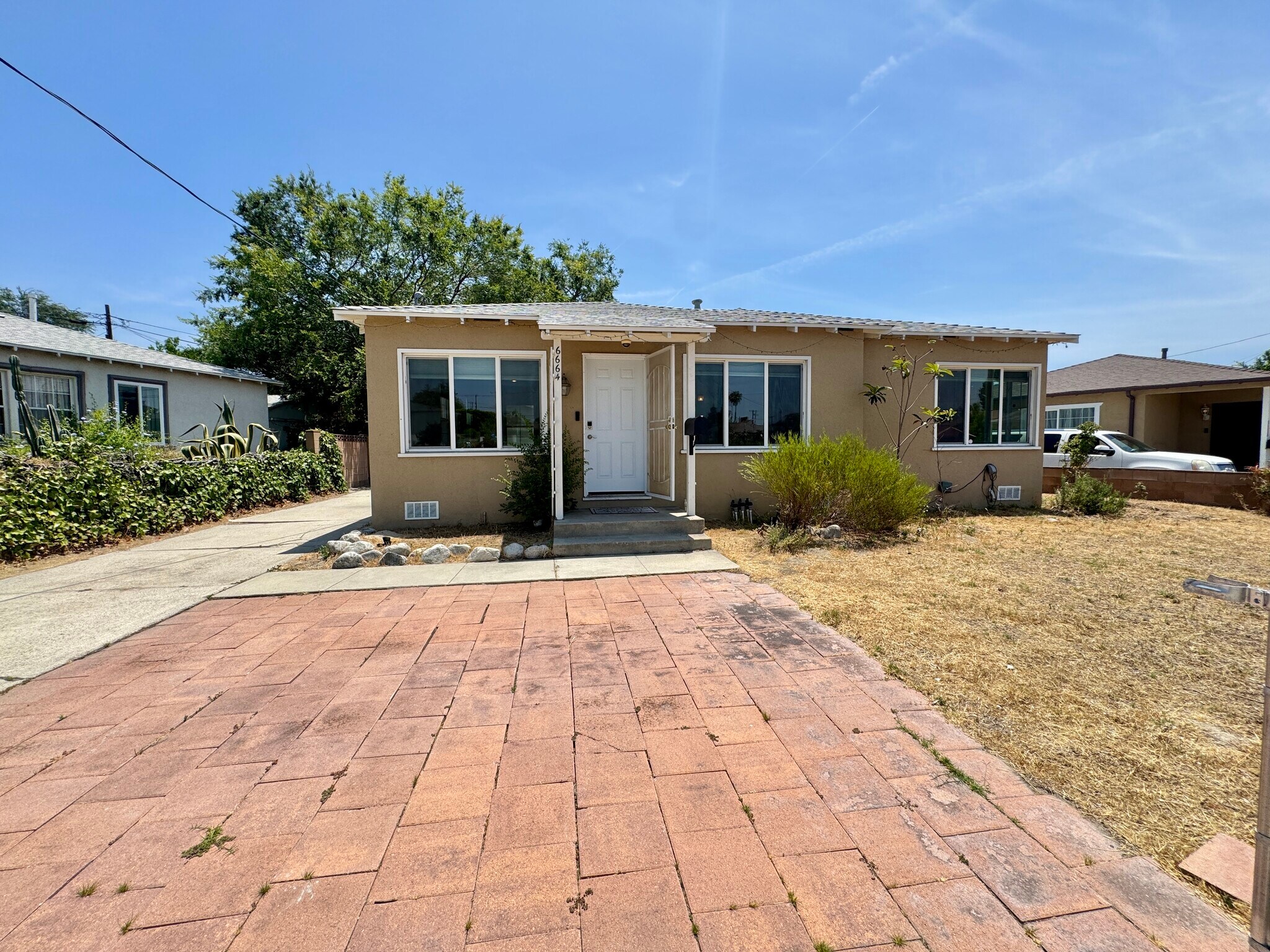 Building Photo - 6664 Ensign Ave