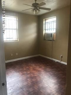 Primary Photo - 1465 W 20th St