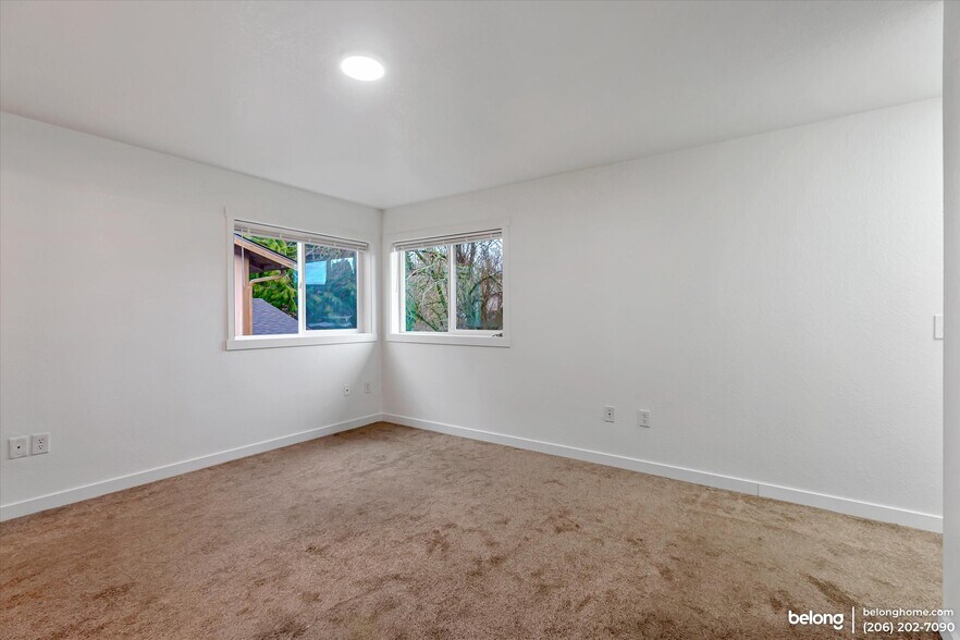Building Photo - 2020 Hollow Dale Pl