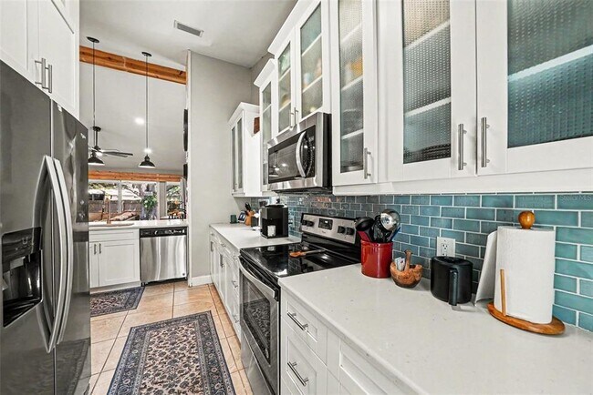 Building Photo - 6209 Interbay Blvd