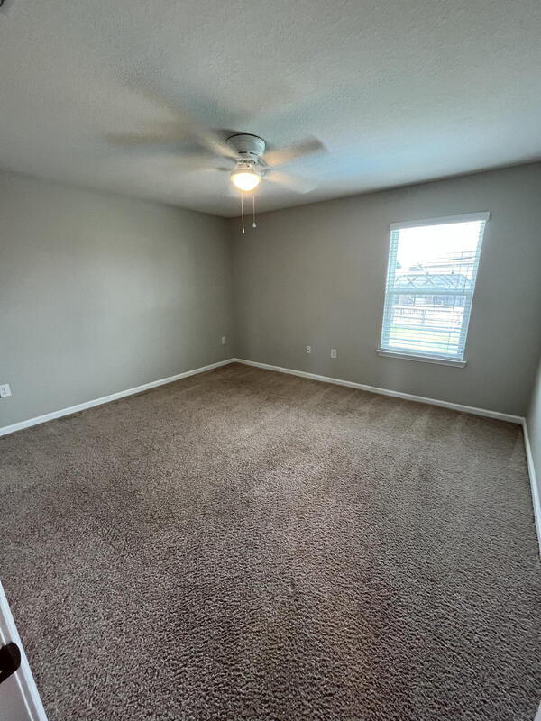 Building Photo - 4905 Kensington Ln