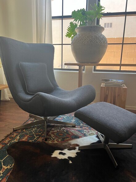 Modern side chair with ottoman - 12127 W Lone Tree Trl
