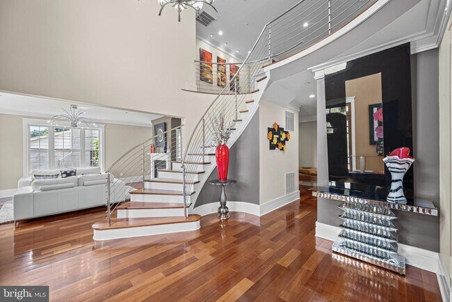 Building Photo - 9715 Singleton Dr