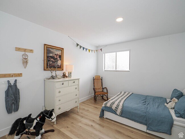 Building Photo - 9888 Borg Dr