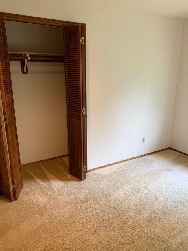 Building Photo - Oceanview 3BR 2.5BA | HUGE GARAGE | Washer & Dryer  | Dogs OK! >>> AVAILABLE NOW!