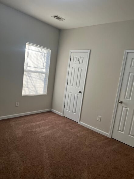 Building Photo - 4028 Haworth Pky