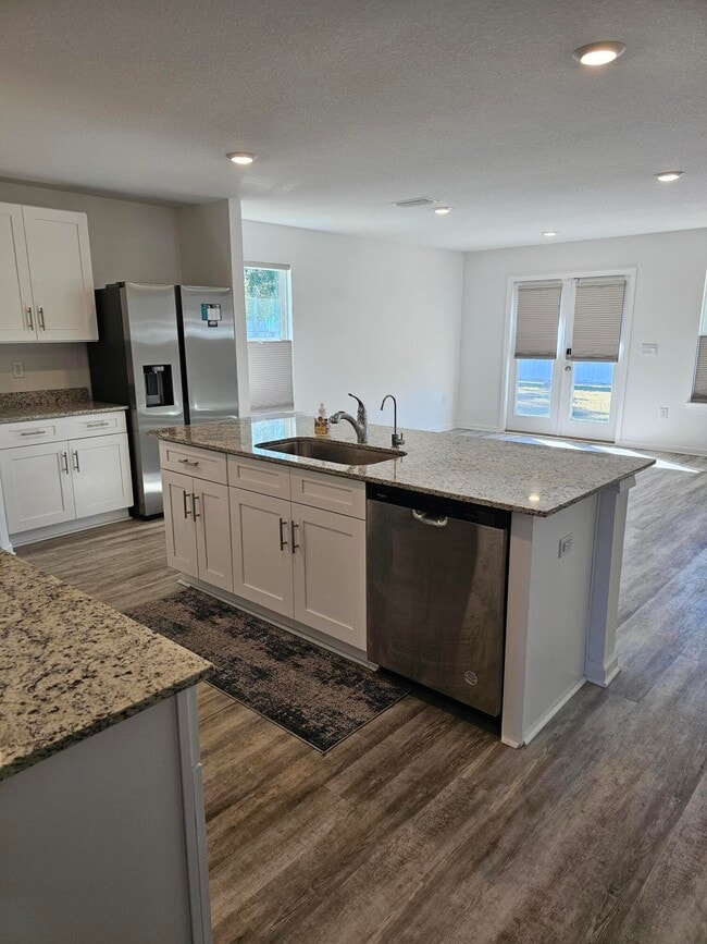 Building Photo - 410 Sweet Blossom Bend