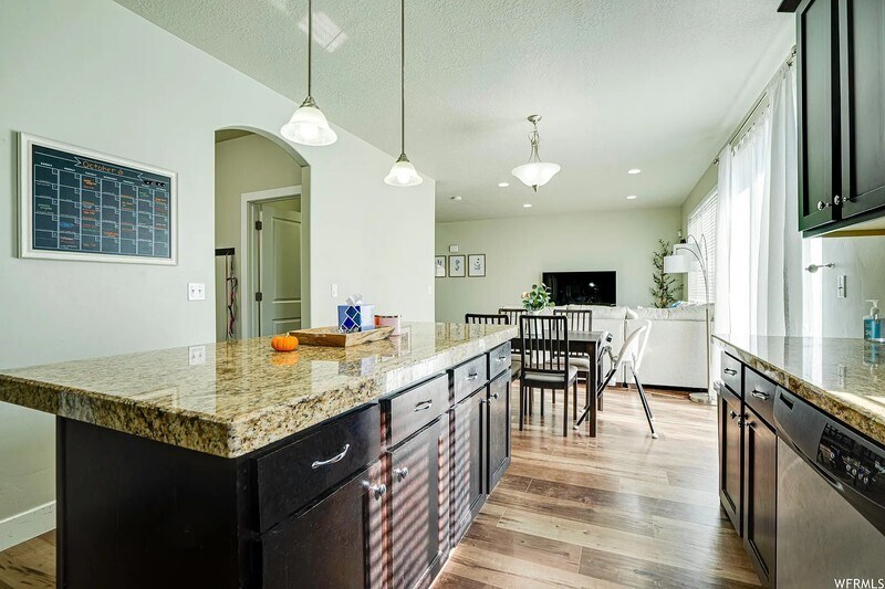Building Photo - 789 Star Spangled Dr