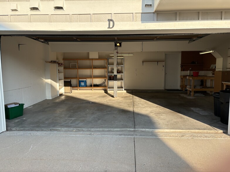 Building Photo - 2980 W Long Dr