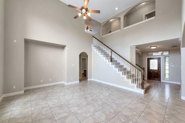 Building Photo - 24935 Crystal Stone Ln