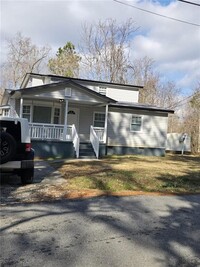 Building Photo - 1880 Kitchens Rd