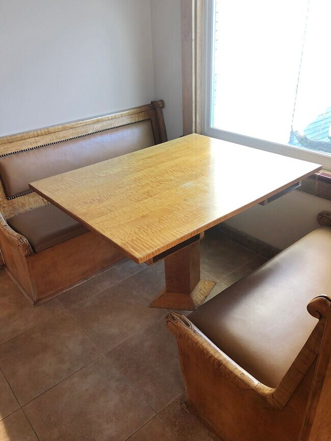 Building Photo - Historic North Slope Charm with Sweeping Sound Views — 4BR/1.5BA