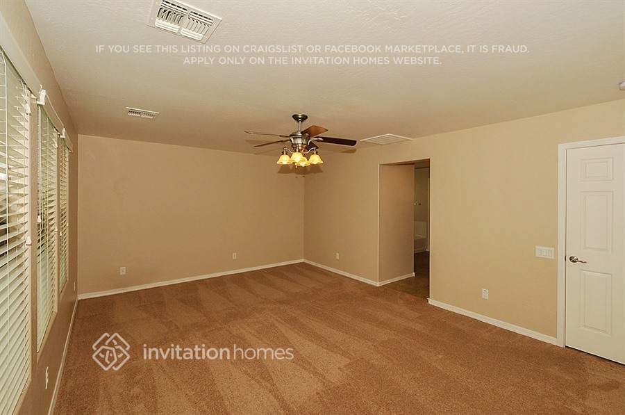 Building Photo - 11037 E Santino Ave