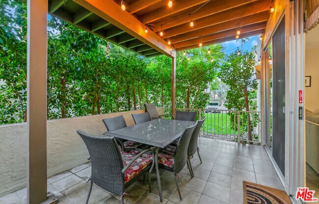 Building Photo - 78225 Cabrillo Ln