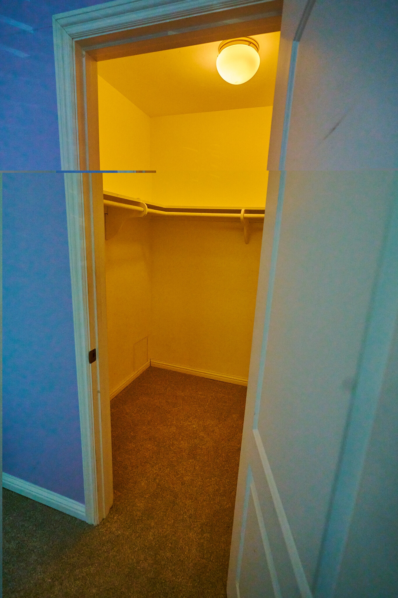 Building Photo - 3520 Maricopa St