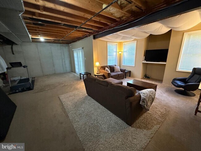 Building Photo - 2522 Quail Run