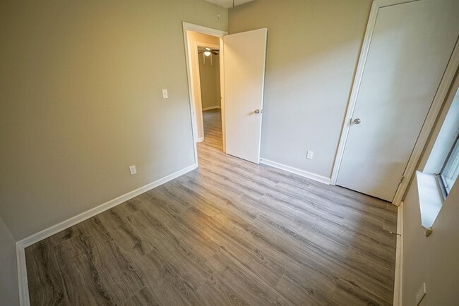 Building Photo - 8407 Lenova Ln