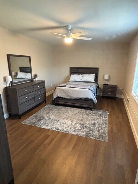 Building Photo - 637 Washington St