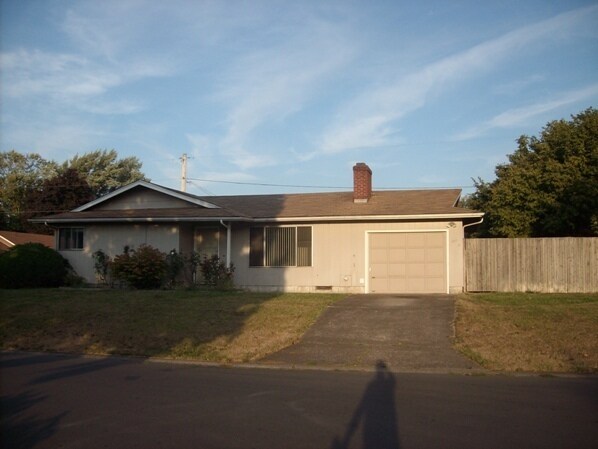 Primary Photo - Pasa07