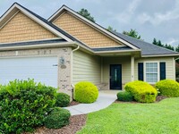 Building Photo - 3/2 with Garage in Great Neighborhood, $23...