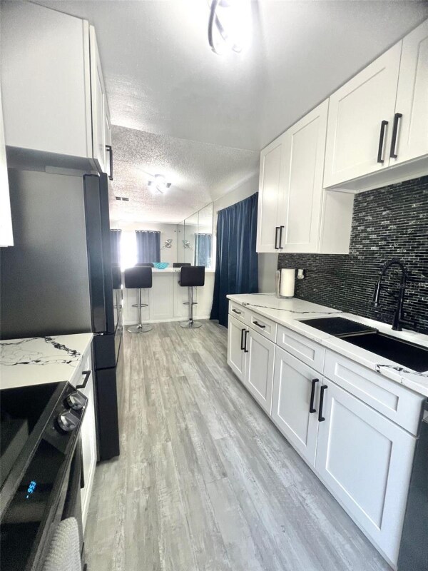 Building Photo - 3229 Beaver Dr