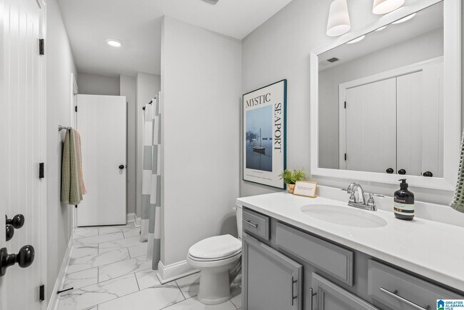 Building Photo - 4343 Cahaba Bend
