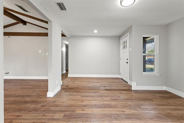 Building Photo - 124 Bowling Green Cir