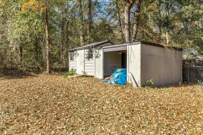 Building Photo - 123 Whipoorwill Way