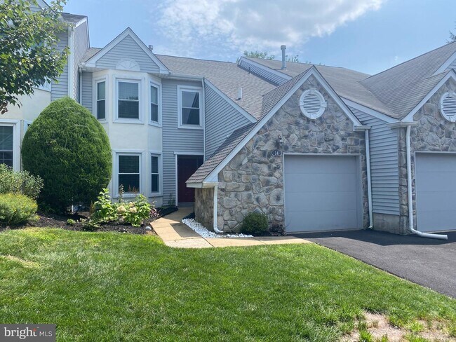 Building Photo - 14 Nathan Ct