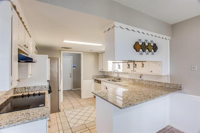 Building Photo - 7713 Songbird Ln