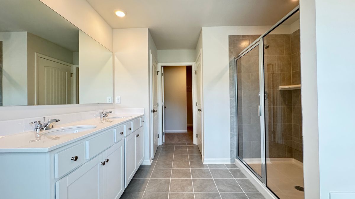 Building Photo - 3190 Greyton Dr