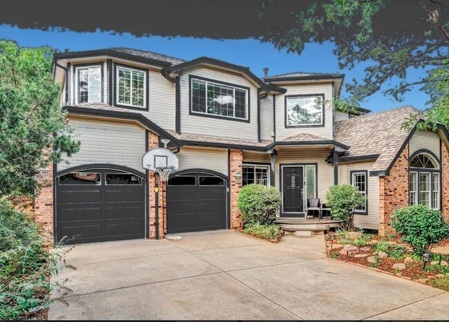 Building Photo - 995 Quince Ave