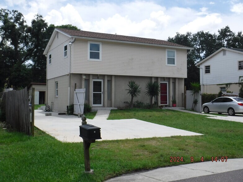 Primary Photo - 2138 19th Ave SW