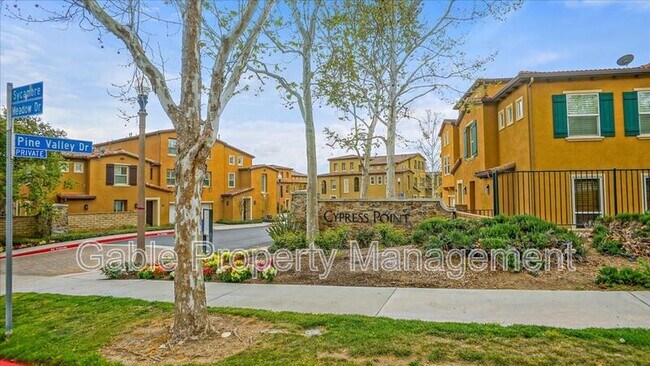 Building Photo - 26956 Pebble Beach Dr