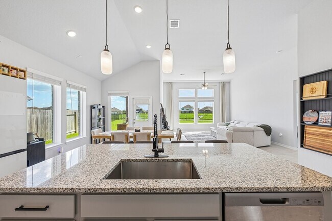 Building Photo - 409 Chardonnay Dr