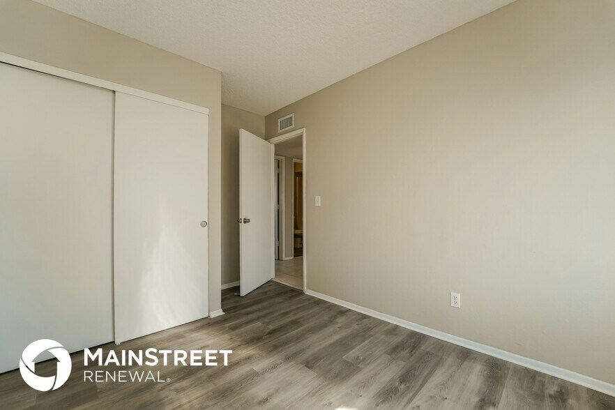 Building Photo - 3627 S Santee Ave