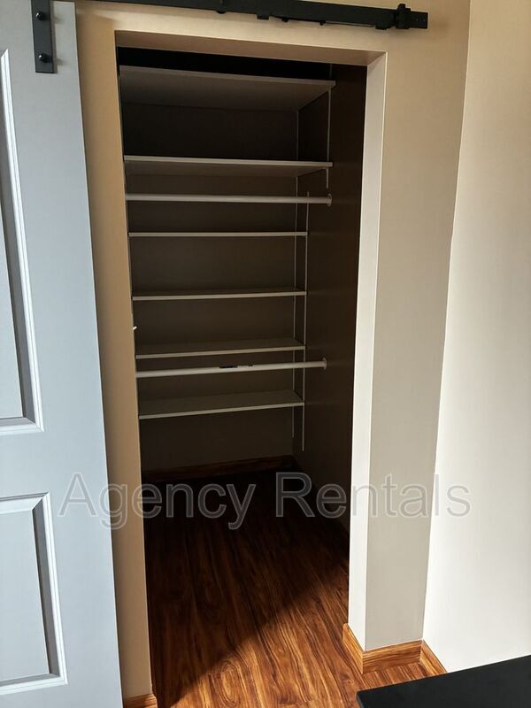 Building Photo - 1407 Pensacola St