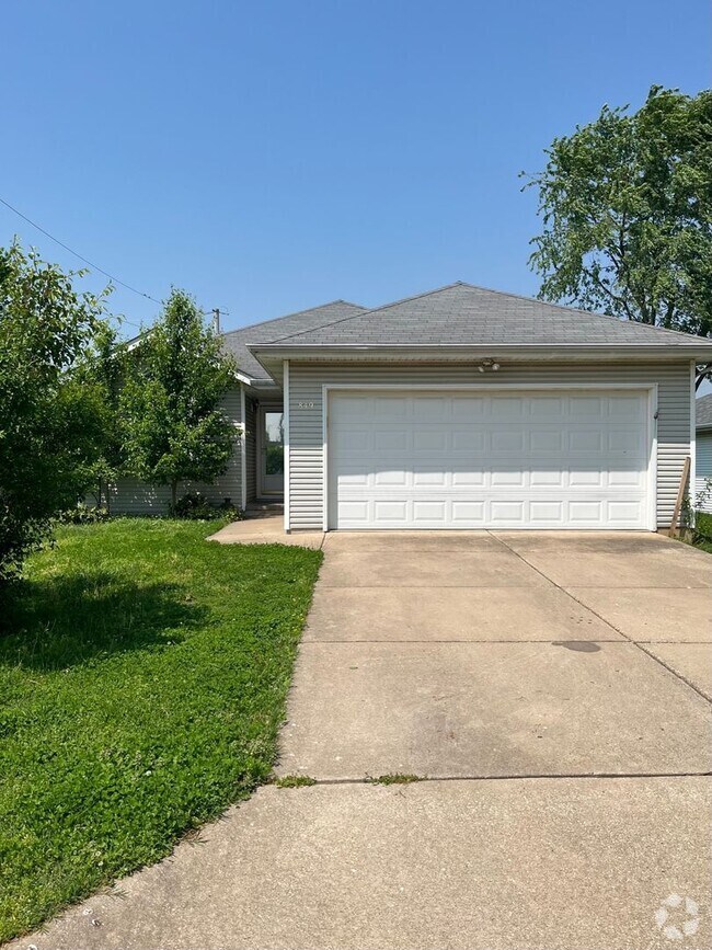 Building Photo - 3 Bed/ 2 Bath home in Nixa, MO