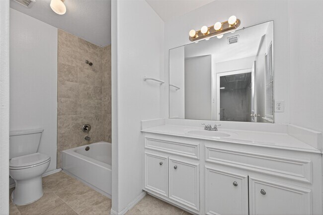 Building Photo - 10039 Morocco Rd