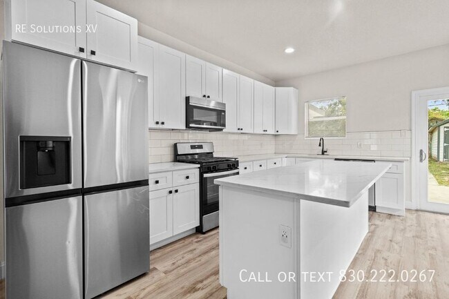 Building Photo - 2131 Steves Ave