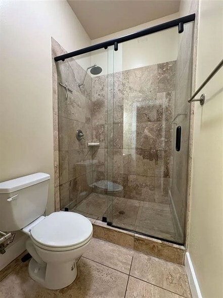 Building Photo - 5405 Evans Ave