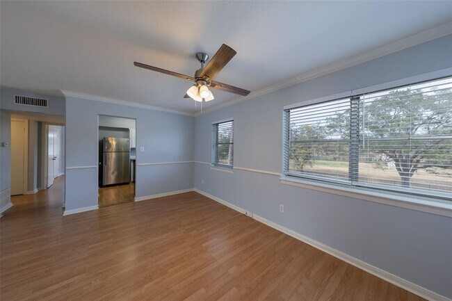 Building Photo - 3603 Murworth Dr