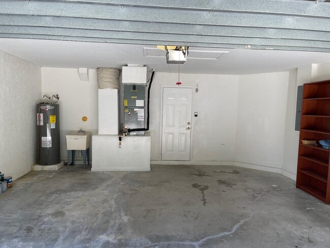 Building Photo - 14825 76th Rd N
