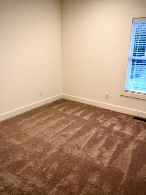 Building Photo - 3 BD 3 BA with Bonus Room or 4th Bedroom