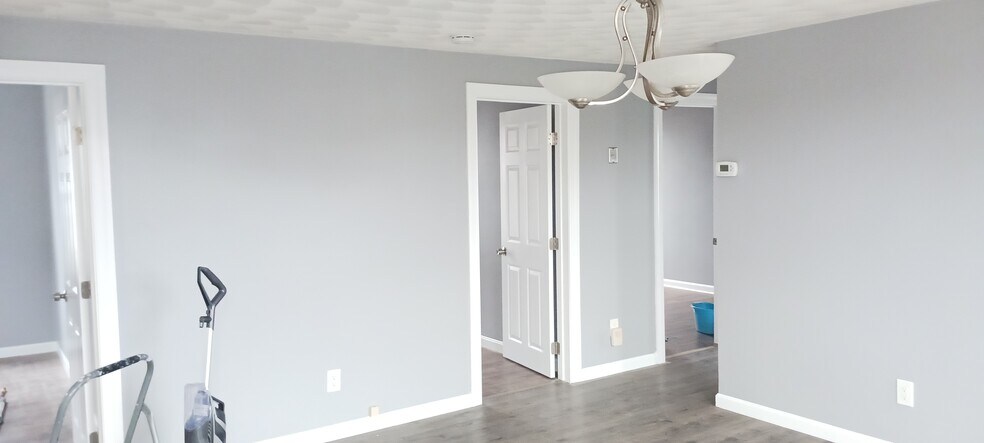 Building Photo - 255 Mott St