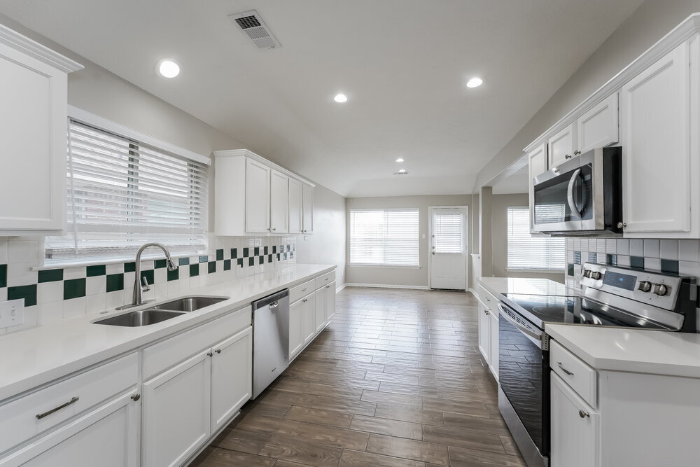 Building Photo - 18006 Oakmoss Hill Ct