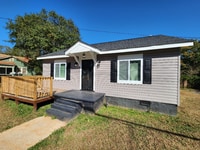 Building Photo - 1818 Green St