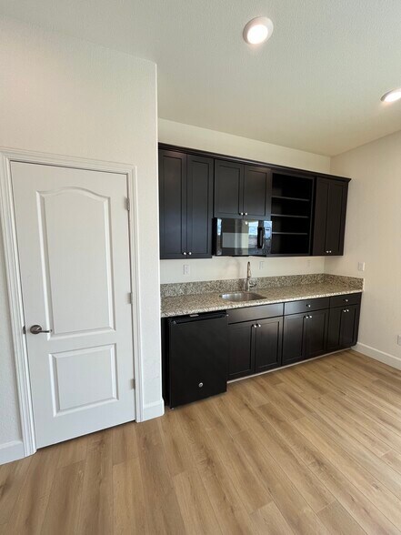 Building Photo - 3355 Barolo Ct