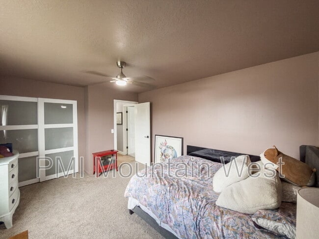 Building Photo - 4982 Aspen Shadow Ct